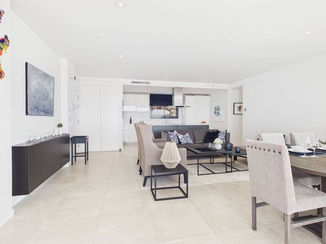 4 Zimmer Apartment zu verkaufen in Estepona - 1.250.000 € (Ref: 9806034)