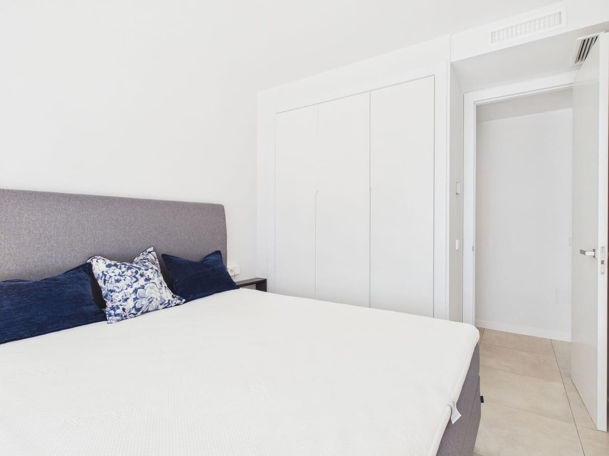 4 Zimmer Apartment zu verkaufen in Estepona - 1.250.000 € (Ref: 9806034)