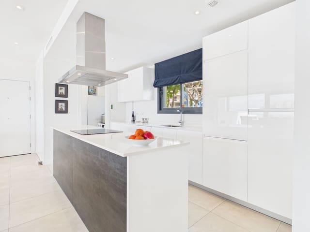 4 Zimmer Apartment zu verkaufen in Estepona - 1.250.000 € (Ref: 9806034)