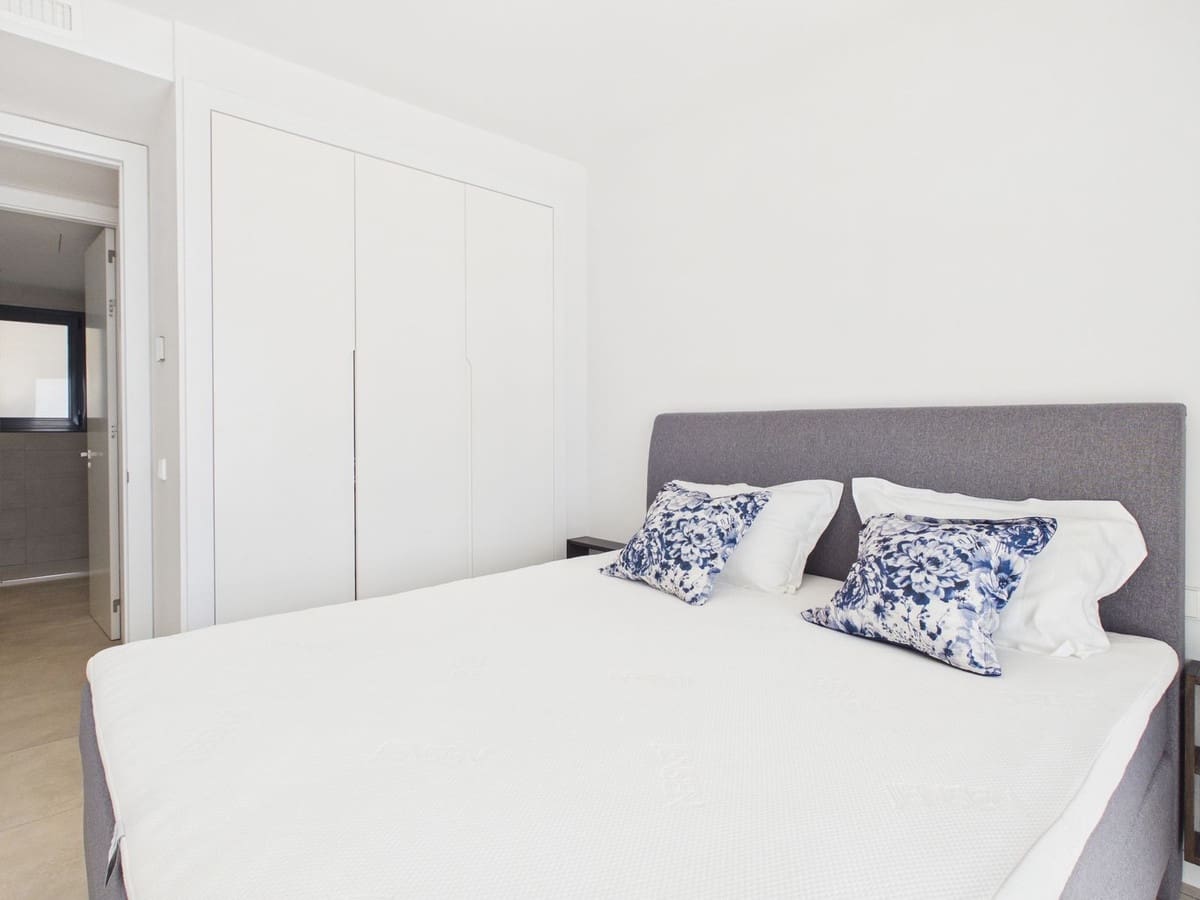 4 Zimmer Apartment zu verkaufen in Estepona - 1.250.000 € (Ref: 9806034)