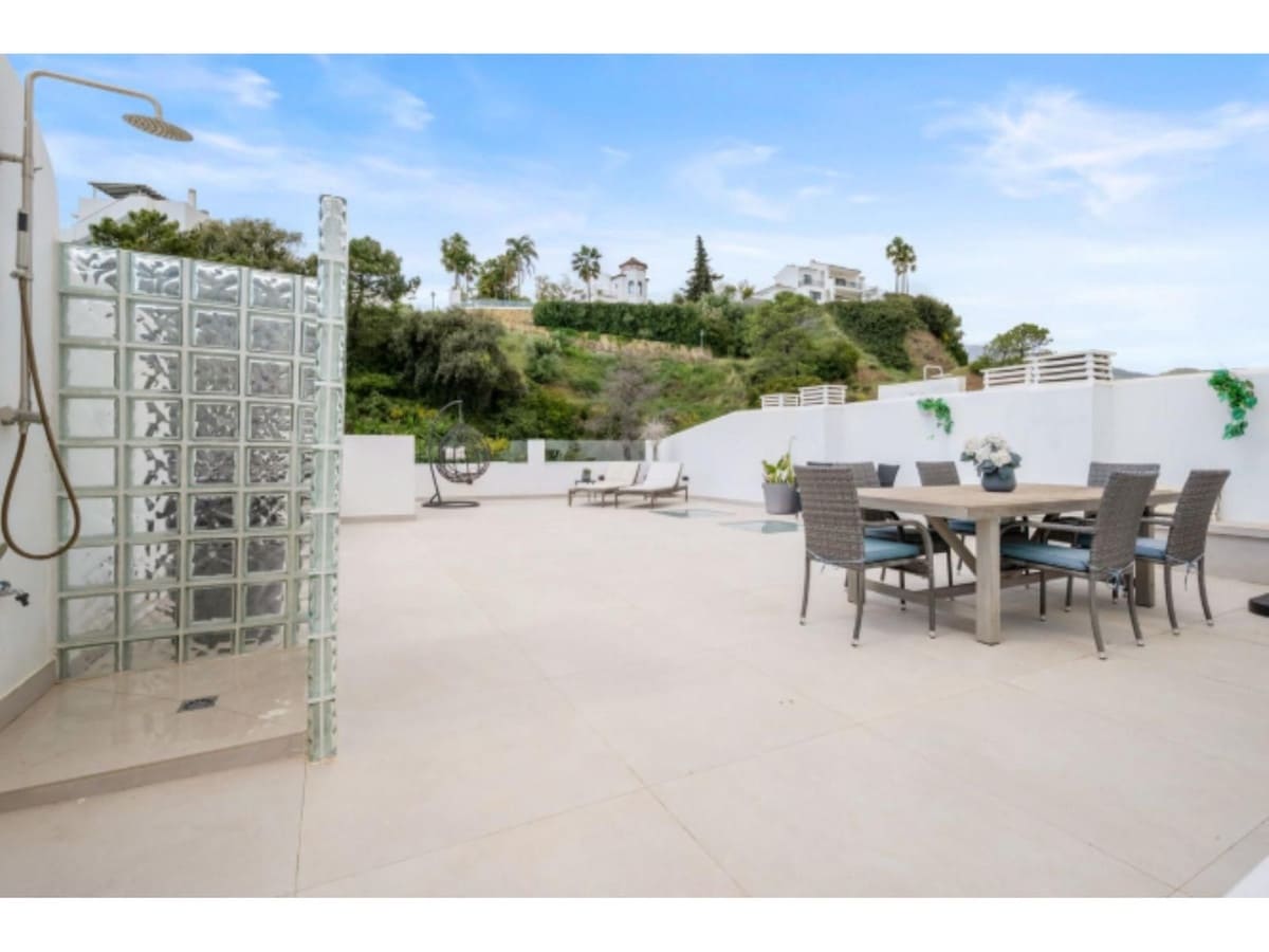 2 soverom Leilighet til salgs i La Quinta - € 739 000 (Ref: 9811197)
