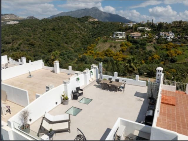 2 soverom Leilighet til salgs i La Quinta, Benahavís - € 739 000 (Ref: 9811197)