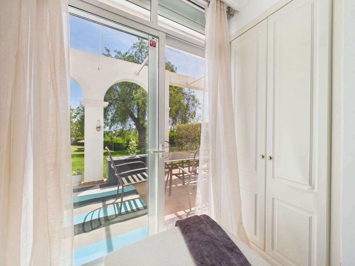 Apartamento de 2 habitaciones en La Quinta en venta - 410.000 € (Ref: 9819840)