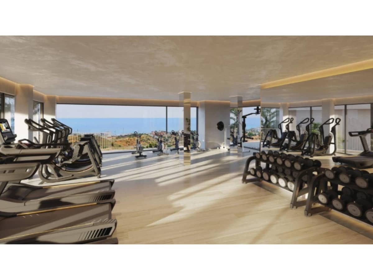 3 bedroom Apartment for sale in Fuengirola - € 599,000 (Ref: 9821971)
