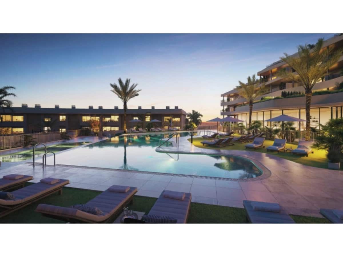 3 bedroom Apartment for sale in Fuengirola - € 599,000 (Ref: 9821971)