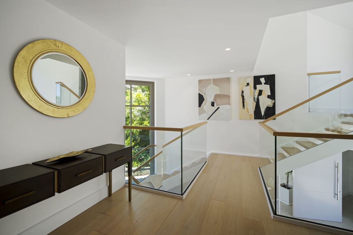 6 bedroom Villa for sale in Marbella - € 10,395,000 (Ref: 9830605)