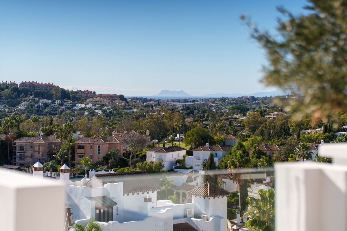 3 camera da letto Appartamento in vendita in Nueva Andalucia - 3.150.000 € (Rif: 9835143)