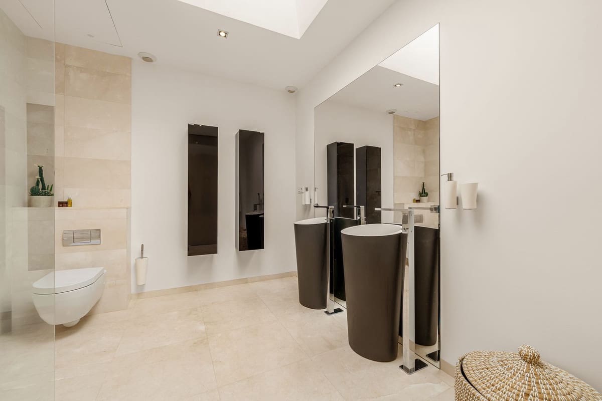 7 quarto Moradia para venda em Nueva Andalucia - 7 950 000 € (Ref: 9848967)