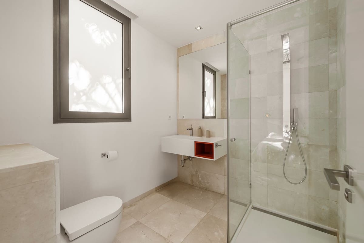 7 quarto Moradia para venda em Nueva Andalucia - 7 950 000 € (Ref: 9848967)