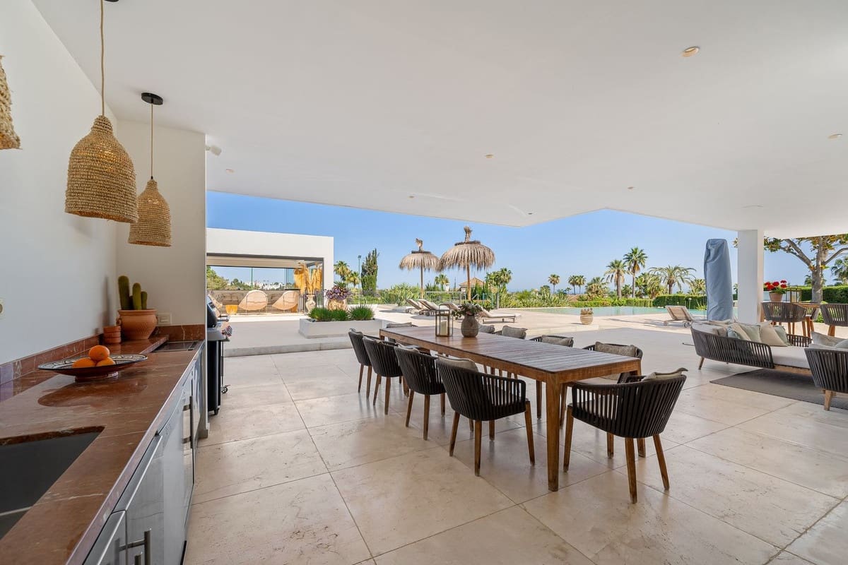 7 quarto Moradia para venda em Nueva Andalucia - 7 950 000 € (Ref: 9848967)