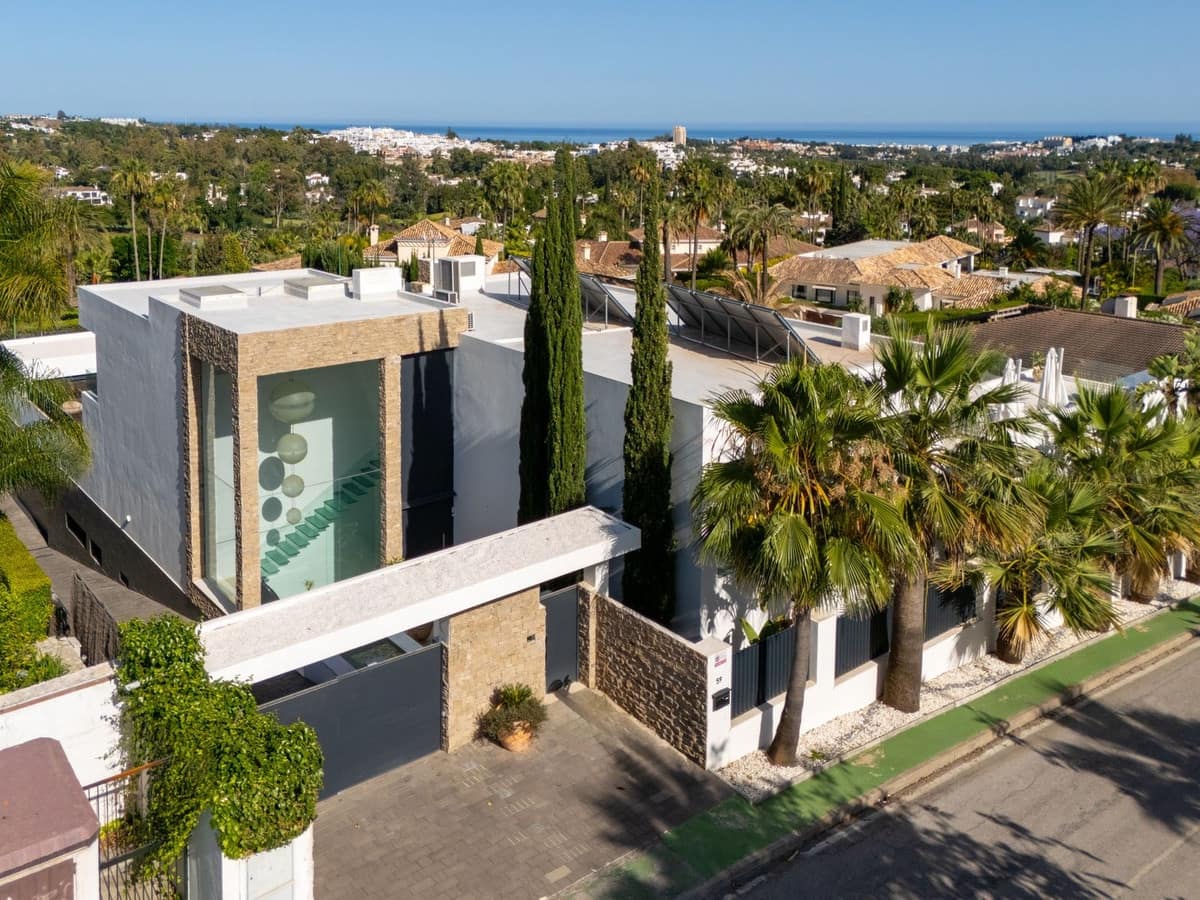 7 quarto Moradia para venda em Nueva Andalucia - 7 950 000 € (Ref: 9848967)