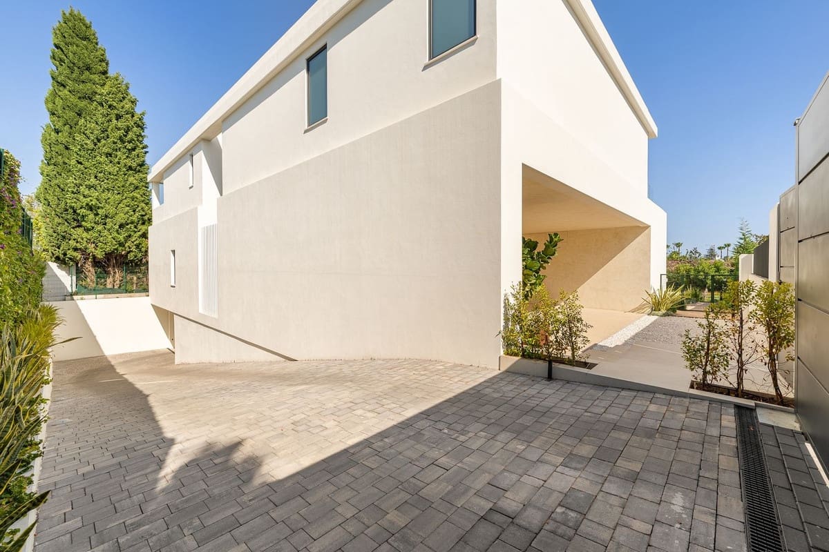 6 soverom Villa til salgs i Guadalmina - € 5 995 000 (Ref: 9848971)