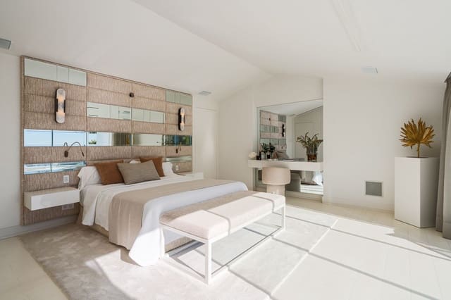 4 soveværelse Semi-Rækkehus til salg i Golden Mile, Marbella - € 10.900.000 (Ref: 9850908)