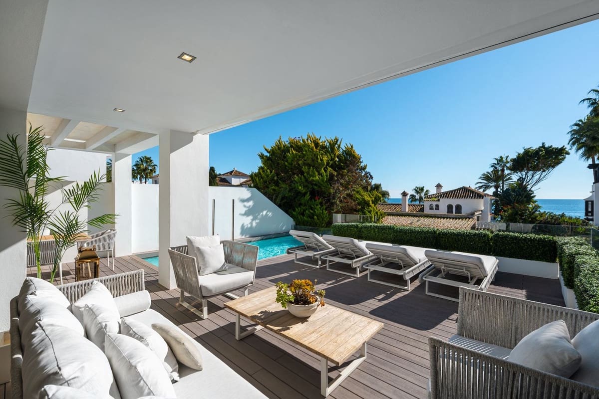 4 bedroom Semi-detached Villa for sale in Golden Mile - € 10,900,000 (Ref: 9850908)