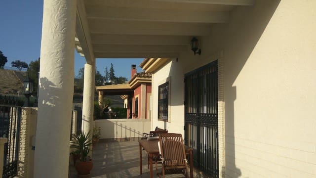 3 slaapkamer Villa te koop in Bigastro met garage - € 235.000 (Ref: 6361794)