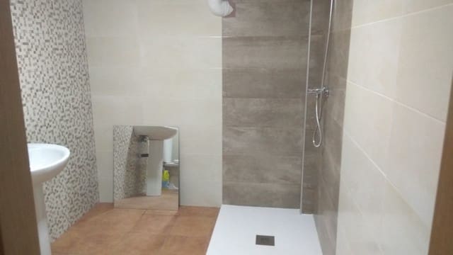 3 slaapkamer Villa te koop in Bigastro met garage - € 235.000 (Ref: 6361794)