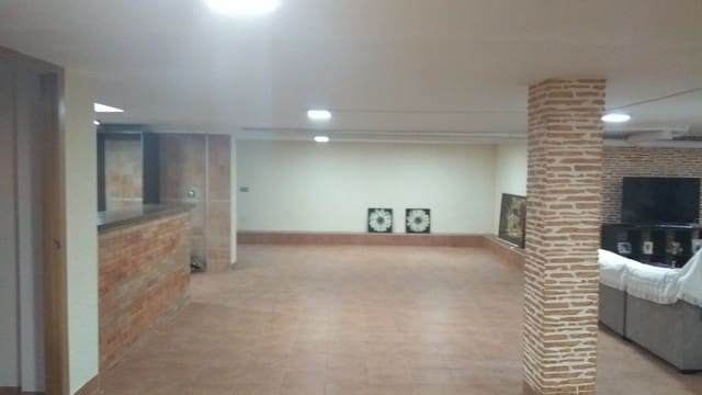 3 slaapkamer Villa te koop in Bigastro met garage - € 235.000 (Ref: 6361794)