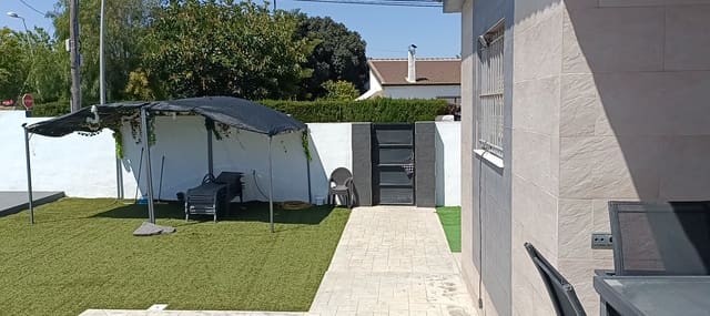 3 Zimmer Villa zu verkaufen in Torrevieja mit Pool Garage - 380.000 € (Ref: 6796490)