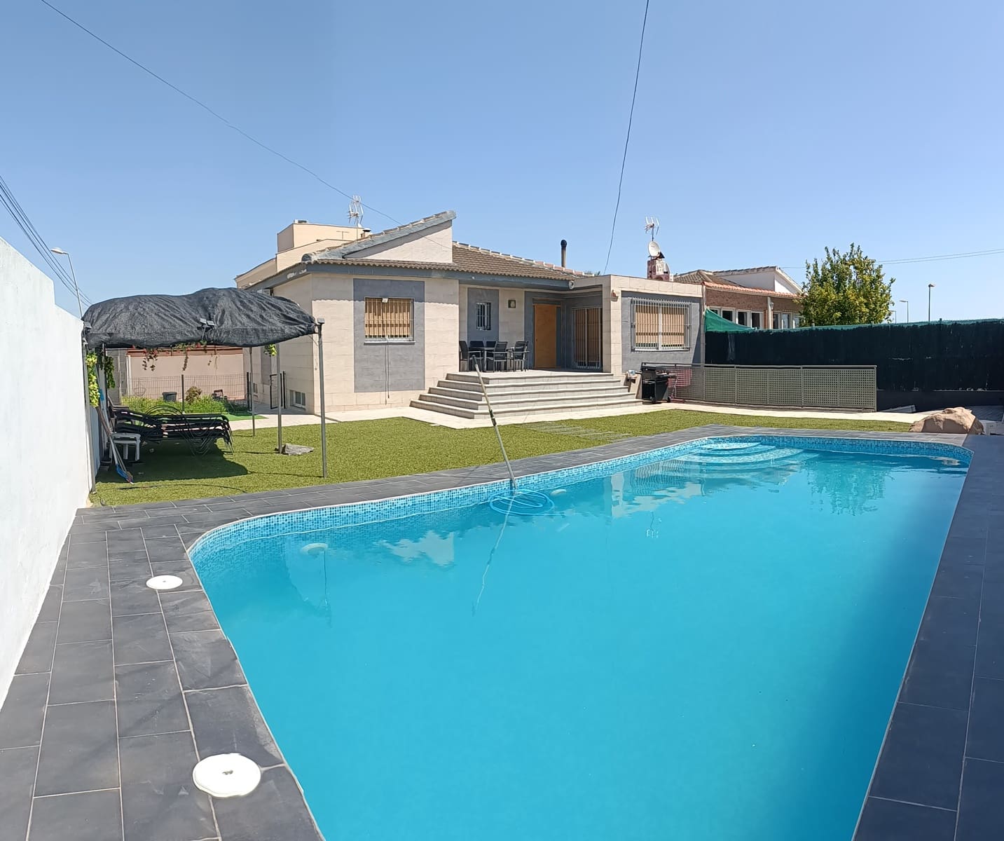 3 Zimmer Villa zu verkaufen in Torrevieja mit Pool Garage - 380.000 € (Ref: 6796490)
