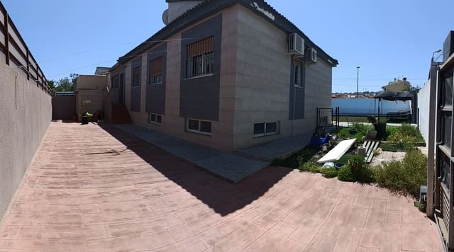 3 Zimmer Villa zu verkaufen in Torrevieja mit Pool Garage - 380.000 € (Ref: 6796490)