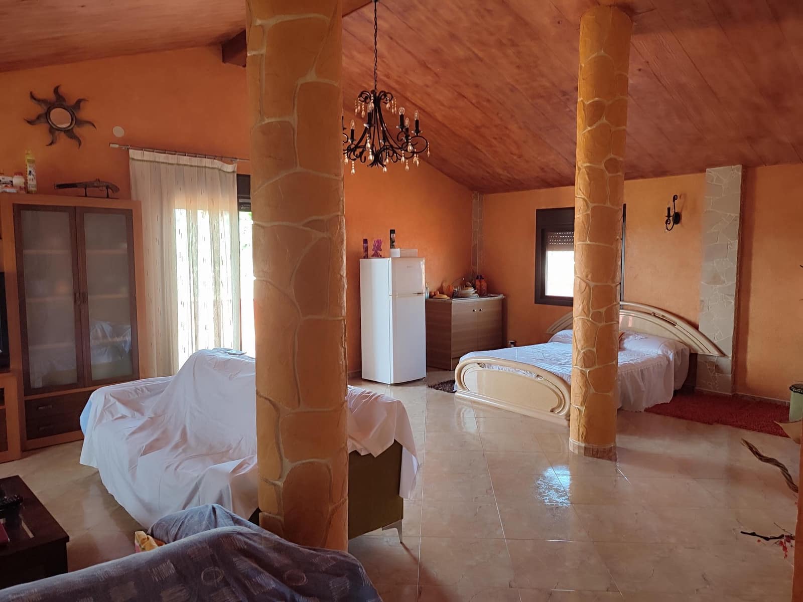 4 sypialnia Willa na sprzedaż w La Campaneta z basenem garażem - 450 000 € (Ref: 6917414)