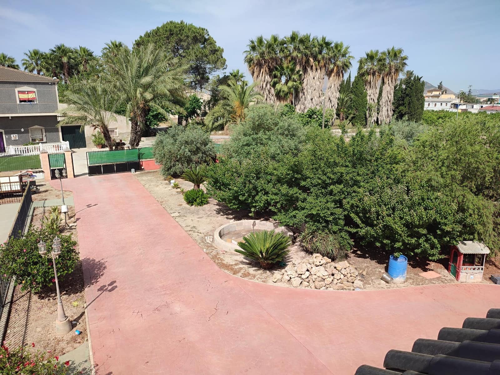 4 sypialnia Willa na sprzedaż w La Campaneta z basenem garażem - 450 000 € (Ref: 6917414)