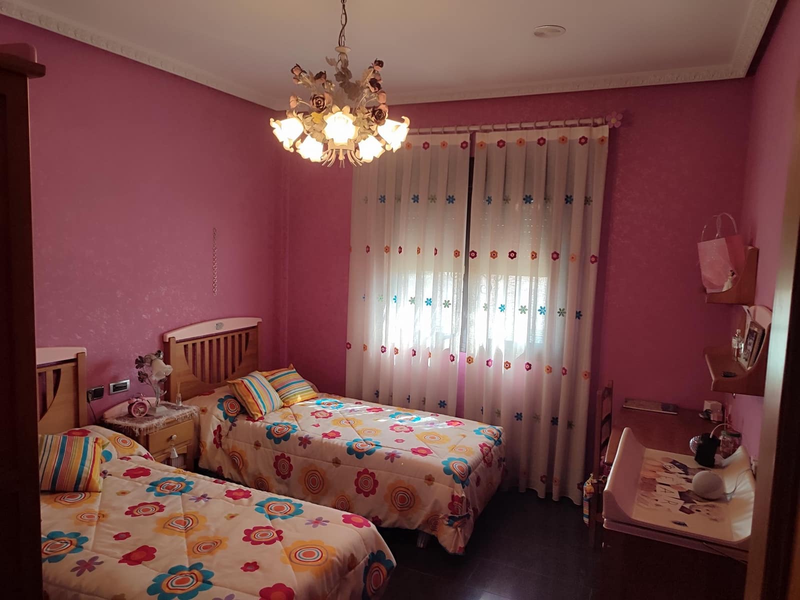 4 sypialnia Willa na sprzedaż w La Campaneta z basenem garażem - 450 000 € (Ref: 6917414)