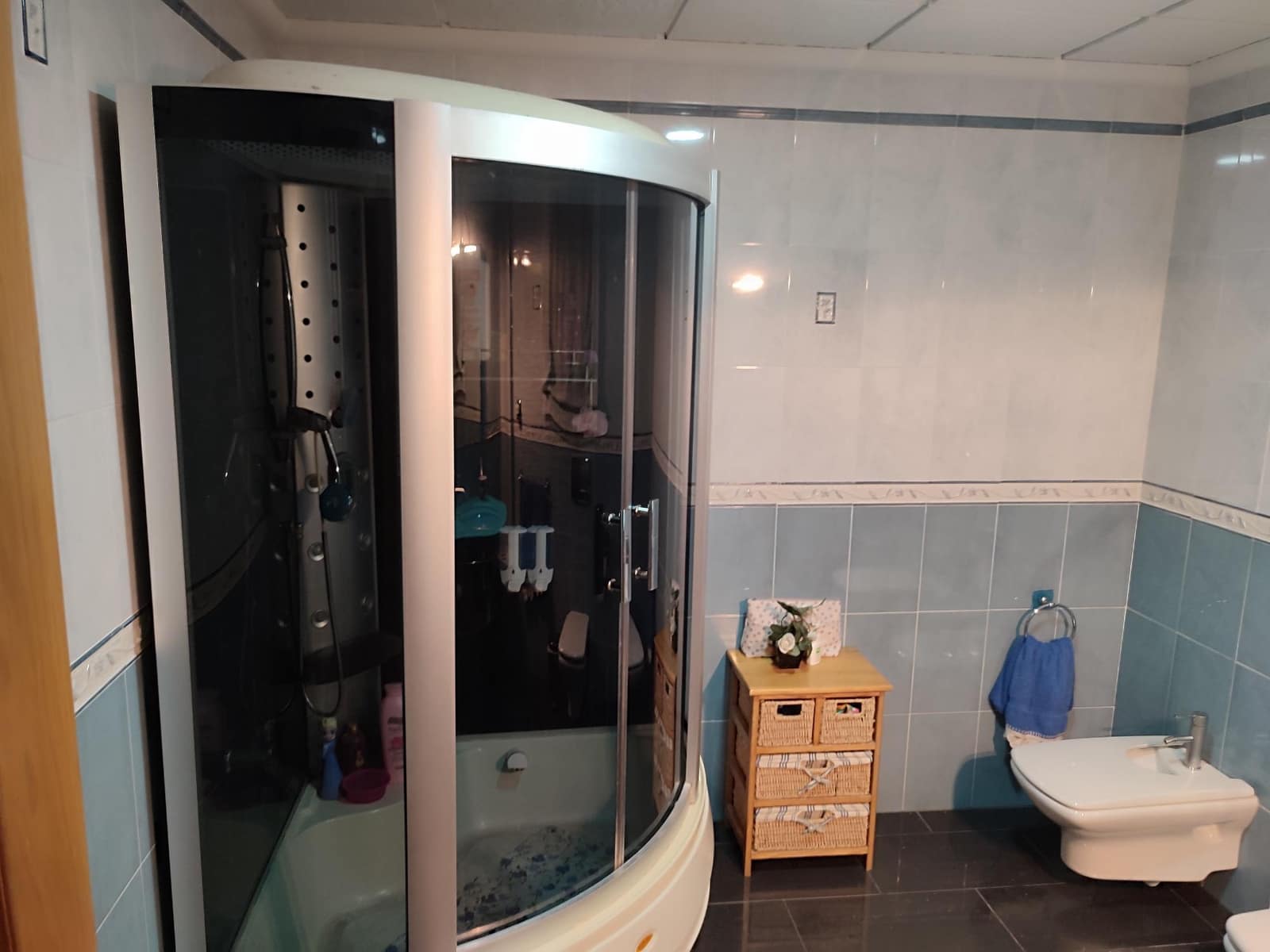 4 sypialnia Willa na sprzedaż w La Campaneta z basenem garażem - 450 000 € (Ref: 6917414)