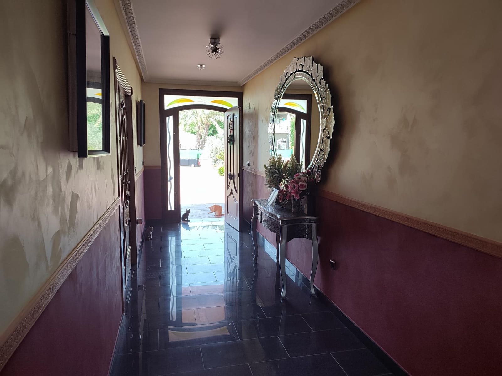 4 sypialnia Willa na sprzedaż w La Campaneta z basenem garażem - 450 000 € (Ref: 6917414)