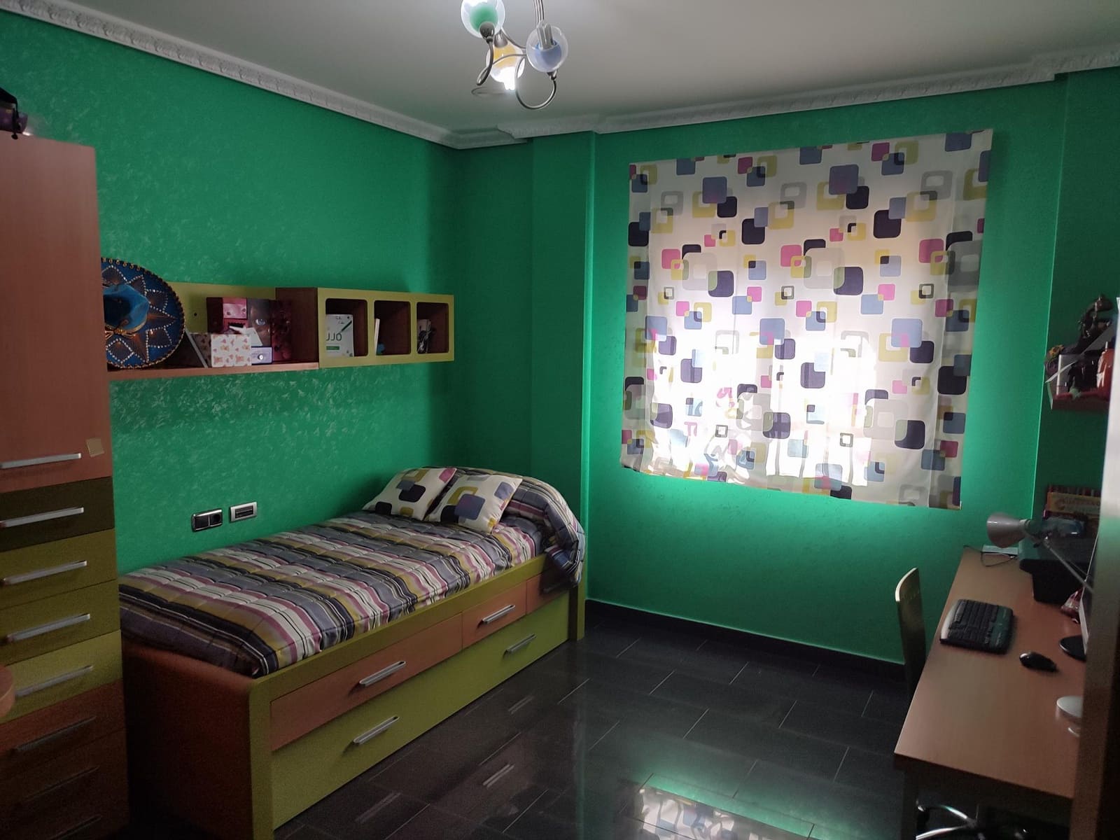 4 sypialnia Willa na sprzedaż w La Campaneta z basenem garażem - 450 000 € (Ref: 6917414)