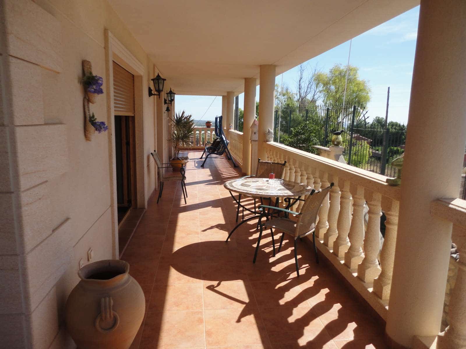 4 bedroom Villa for sale in Vistabella with pool garage - € 600,000 (Ref: 7086243)