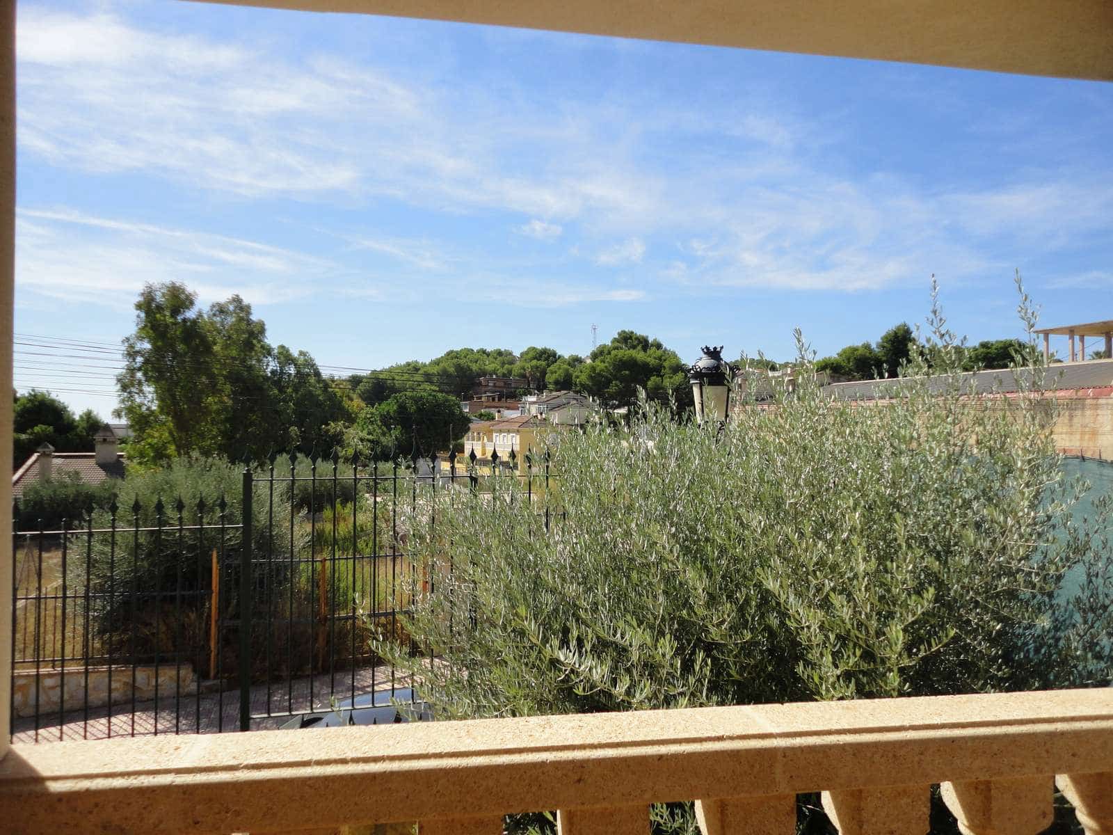 4 bedroom Villa for sale in Vistabella with pool garage - € 600,000 (Ref: 7086243)