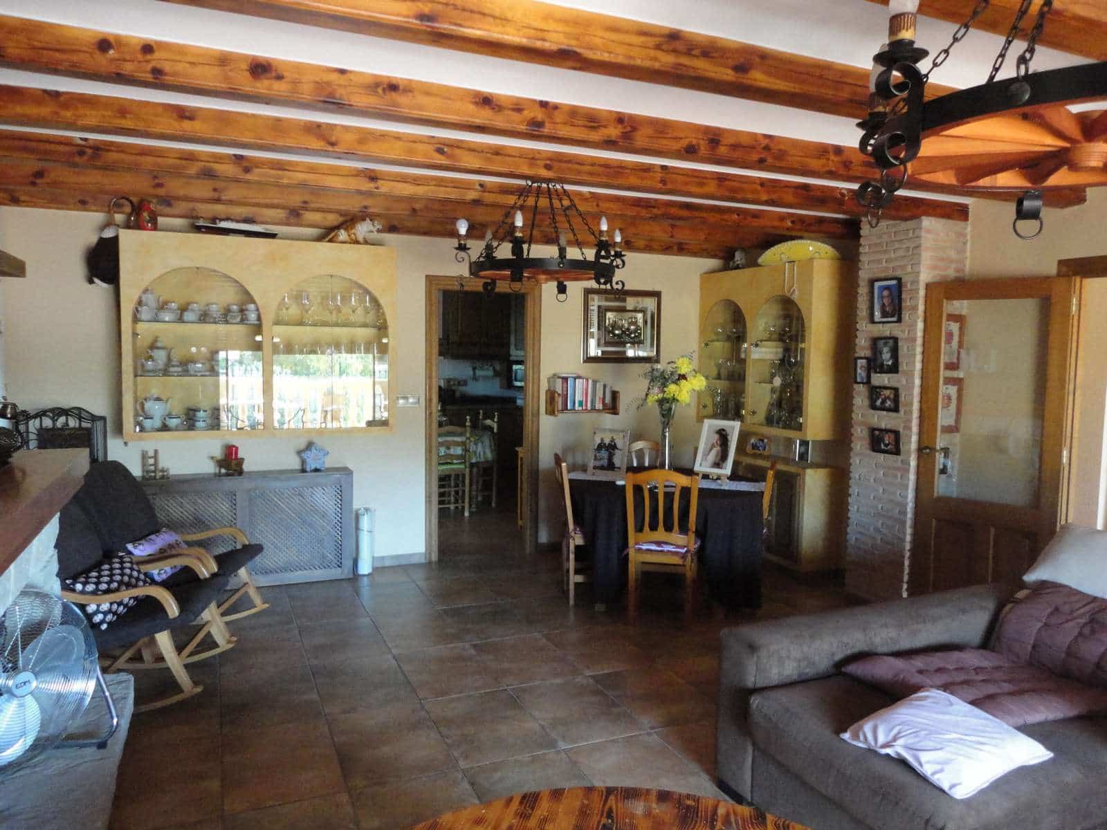 4 bedroom Villa for sale in Vistabella with pool garage - € 600,000 (Ref: 7086243)