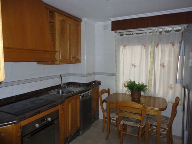 Apartamento de 3 habitaciones en Orihuela en venta - 140.000 € (Ref: 7270582)