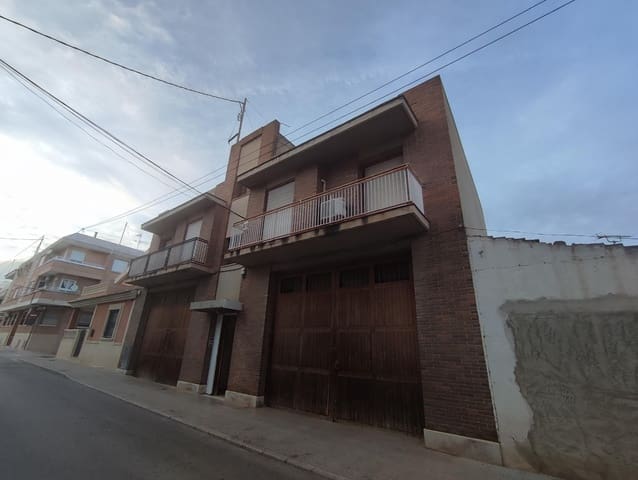 8 bedroom Finca/Country House for sale in Bigastro with garage - € 260,000 (Ref: 7281232)