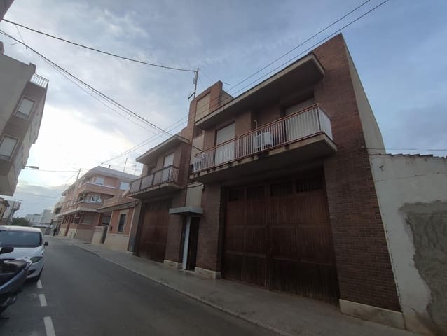 8 bedroom Finca/Country House for sale in Bigastro with garage - € 260,000 (Ref: 7281232)