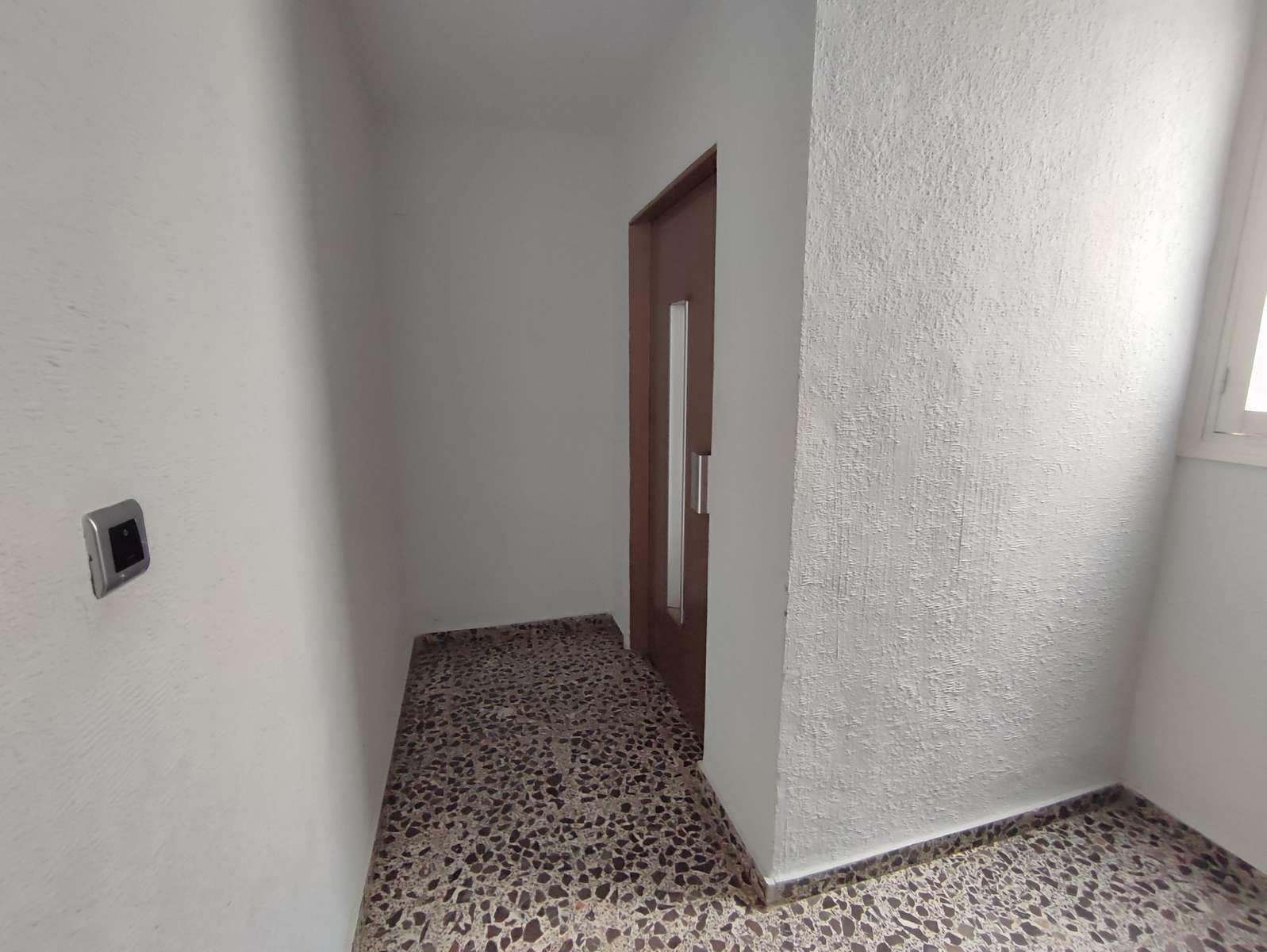 5 soveværelse Lejlighed til salg i Bigastro - € 98.000 (Ref: 7409388)