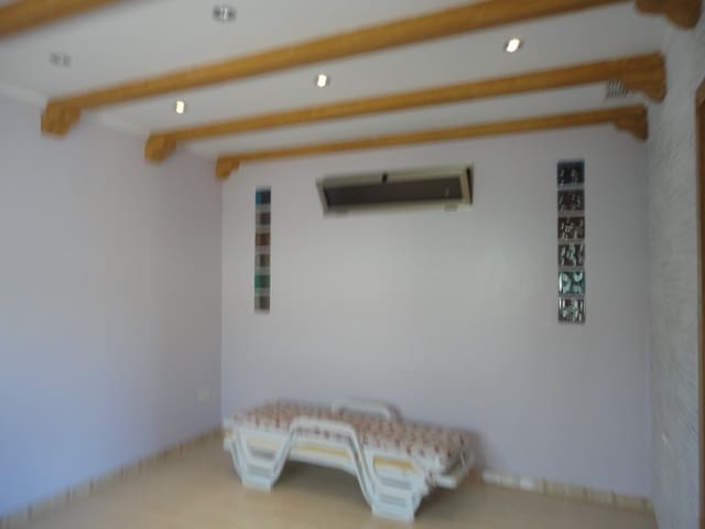 3 bedroom Villa for sale in Orihuela with pool garage - € 300,000 (Ref: 7692232)