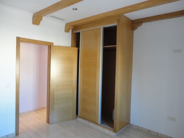 3 bedroom Villa for sale in Orihuela with pool garage - € 300,000 (Ref: 7692232)