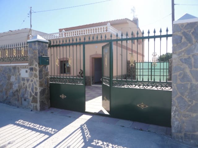 3 bedroom Villa for sale in Orihuela with pool garage - € 300,000 (Ref: 7692232)
