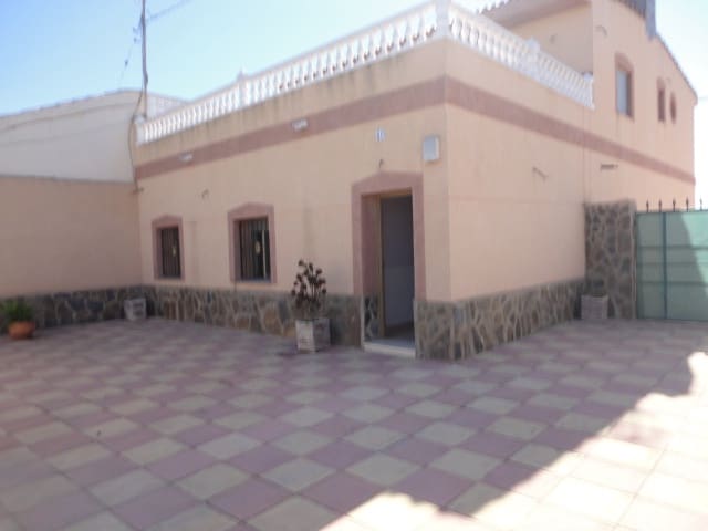 3 bedroom Villa for sale in Orihuela with pool garage - € 300,000 (Ref: 7692232)