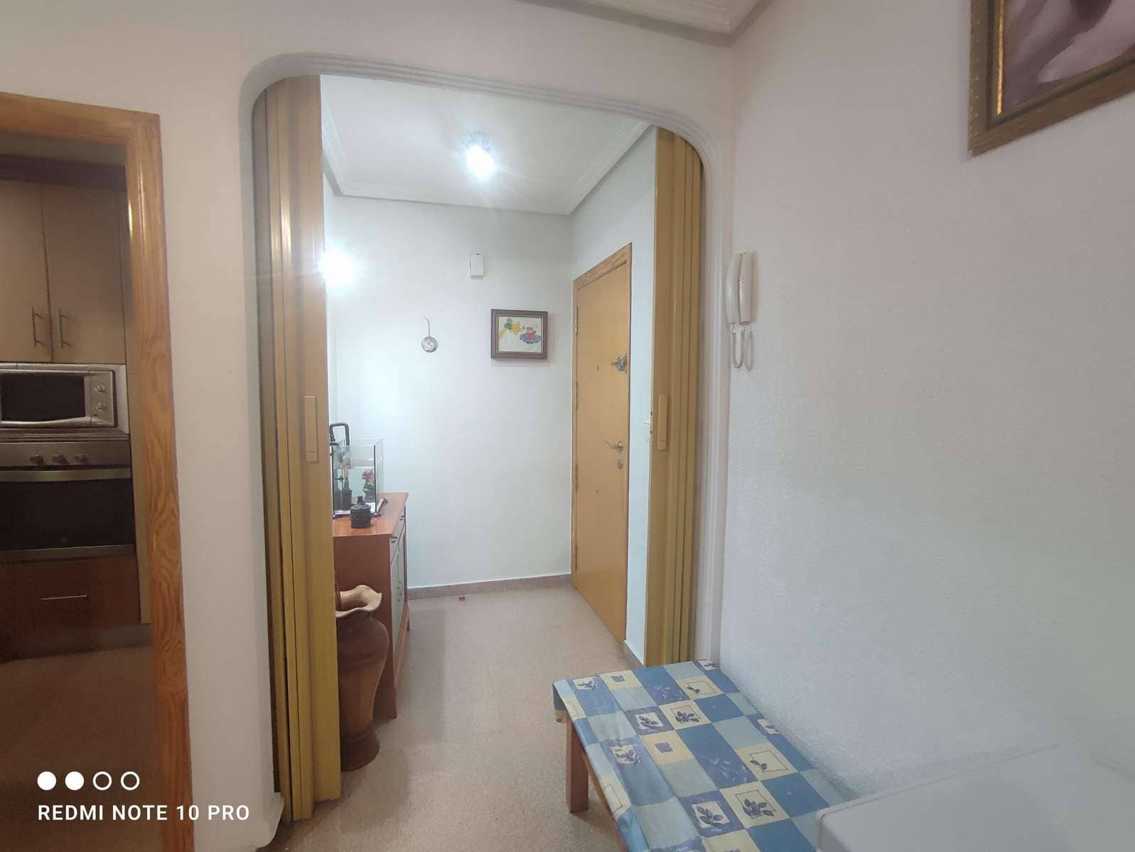 3 soveværelse Lejlighed til salg i Bigastro - € 65.000 (Ref: 7956067)