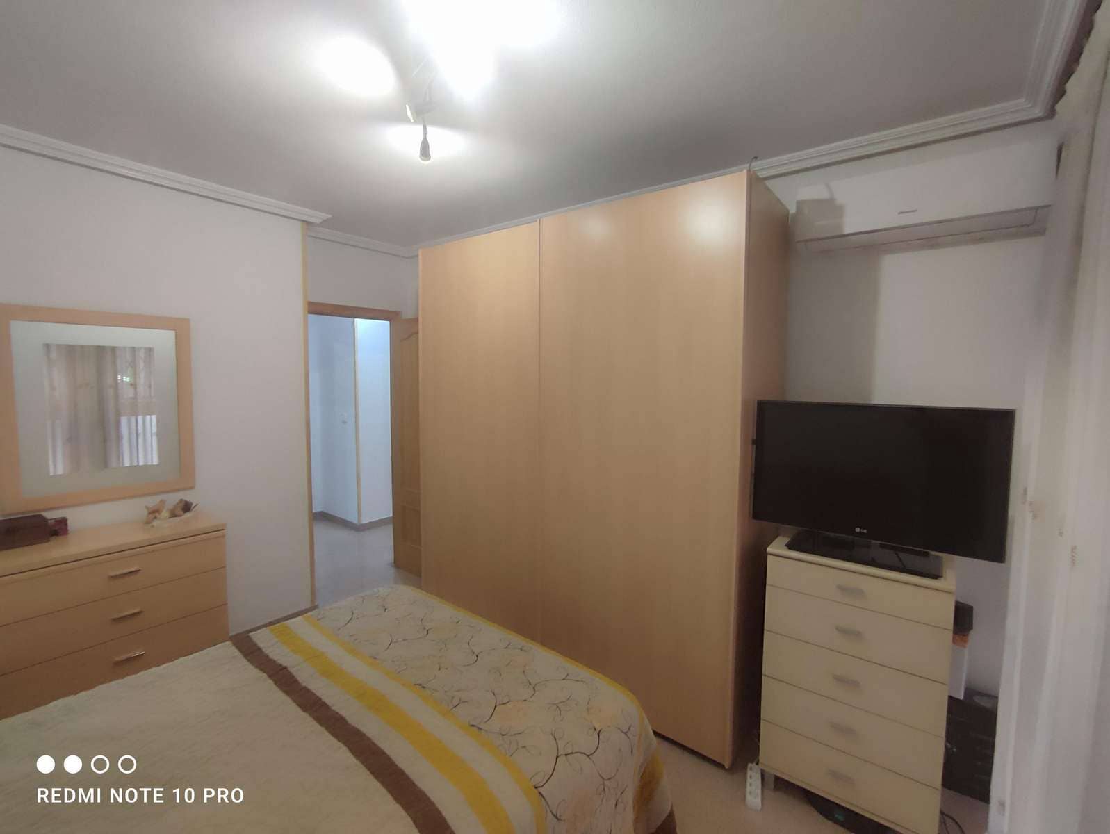 3 soveværelse Lejlighed til salg i Bigastro - € 65.000 (Ref: 7956067)