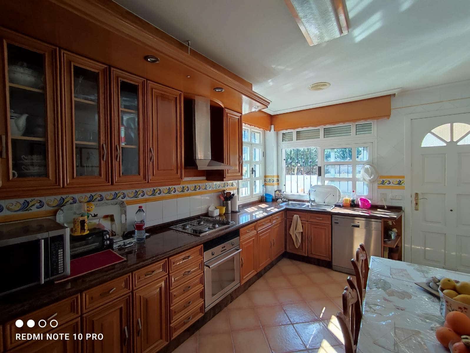 7 bedroom Villa for sale in Orihuela with pool garage - € 430,000 (Ref: 8167543)
