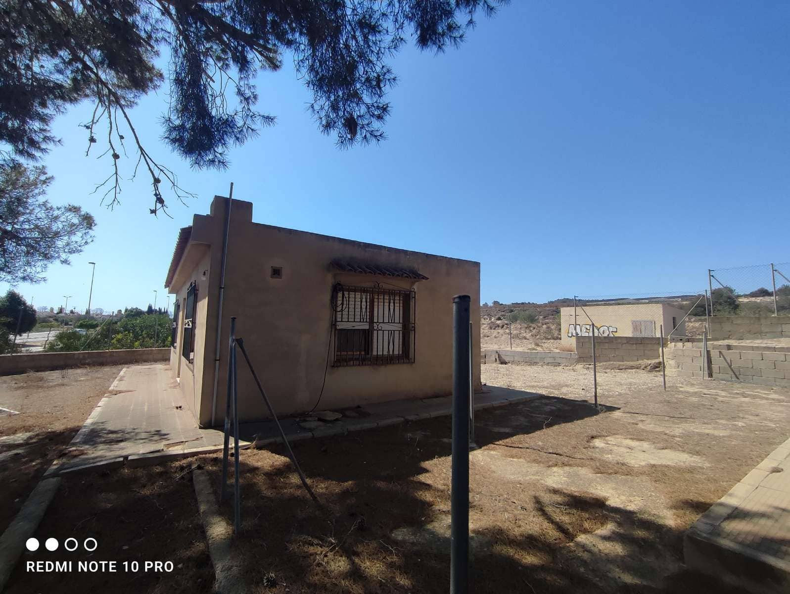 2 soveværelse Finca/Landehus til salg i Bigastro med garage - € 140.000 (Ref: 8369732)