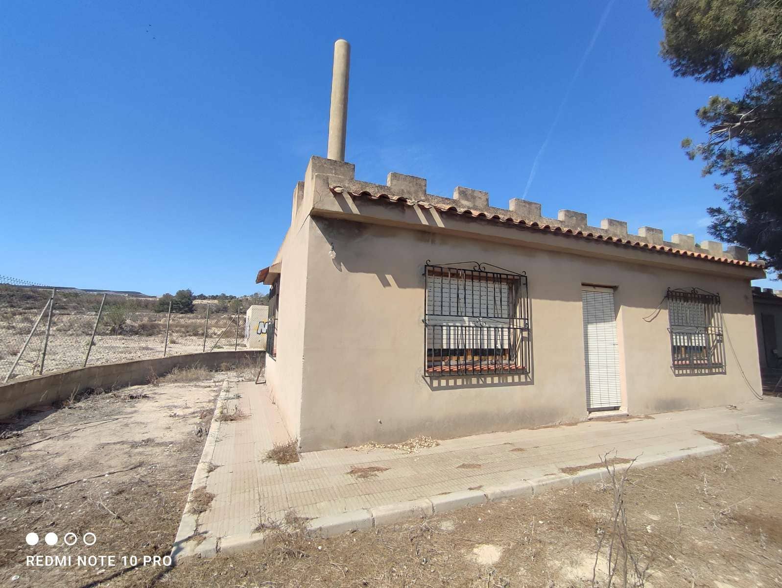 2 soveværelse Finca/Landehus til salg i Bigastro med garage - € 140.000 (Ref: 8369732)