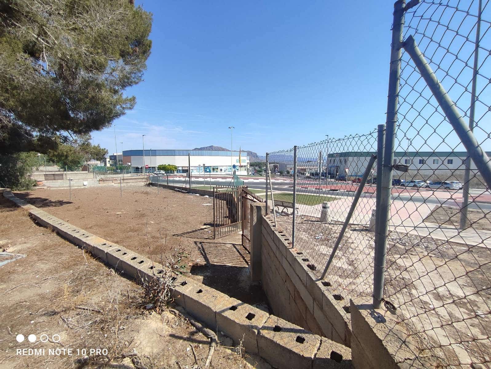 2 soveværelse Finca/Landehus til salg i Bigastro med garage - € 140.000 (Ref: 8369732)