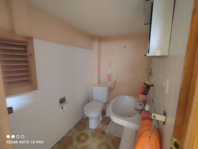 4 makuuhuone Omakotitalo myytävänä paikassa Bigastro mukana 
autotalli - 160 000 € (Ref: 8444457)