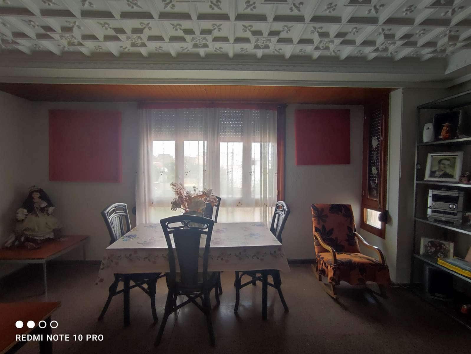 4 makuuhuone Omakotitalo myytävänä paikassa Bigastro mukana 
autotalli - 160 000 € (Ref: 8444457)