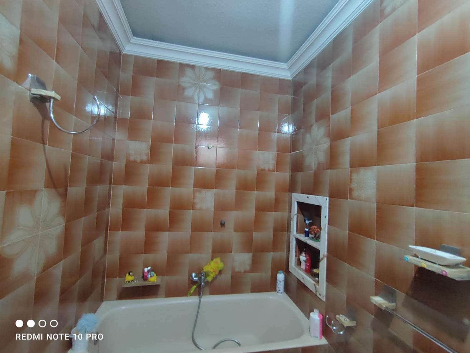 4 makuuhuone Omakotitalo myytävänä paikassa Bigastro mukana 
autotalli - 160 000 € (Ref: 8444457)